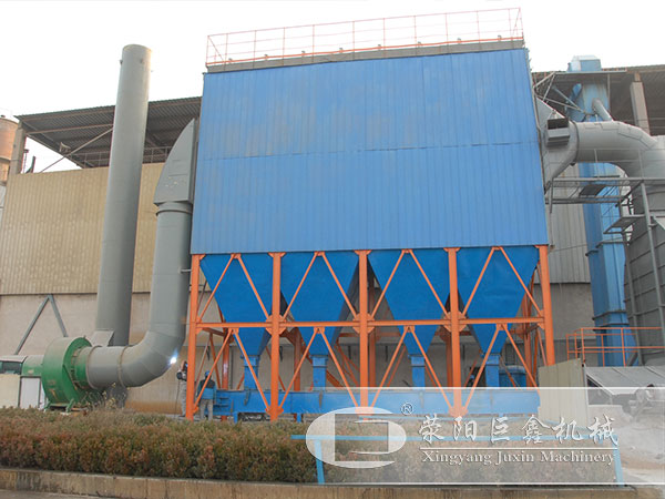 礦山袋式除塵器使用現場